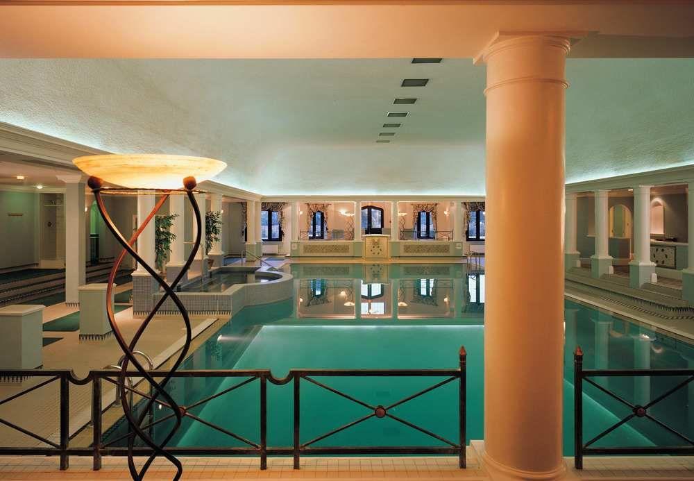 Hotel Hanbury Manor Marriott & Country Club