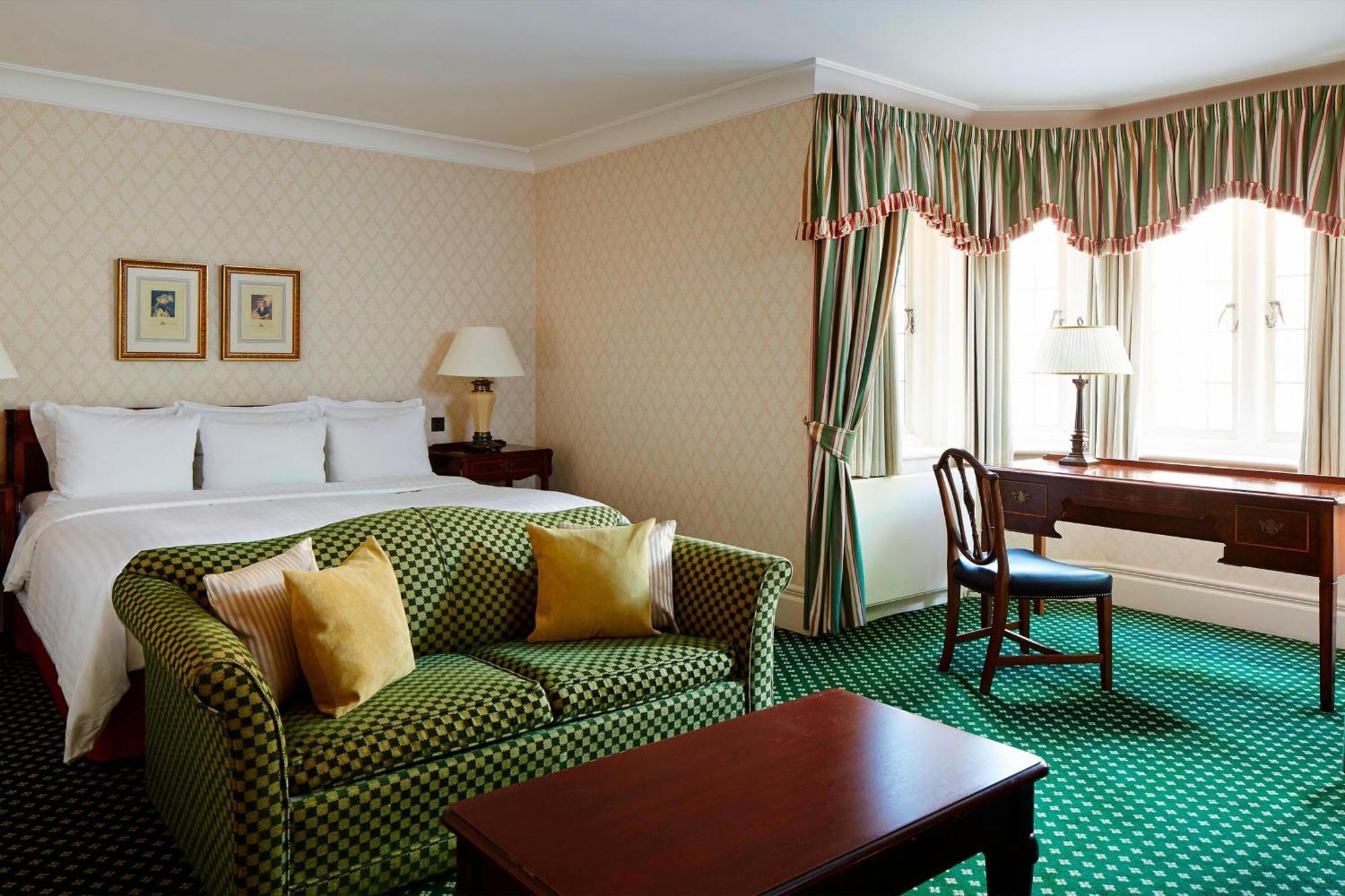 Hanbury Manor Marriott & Country Club 4*